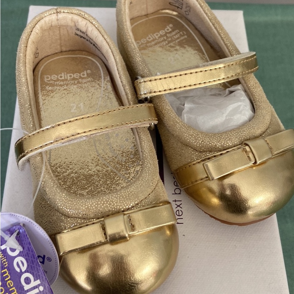 Toddler Pediped shoes size 5.5